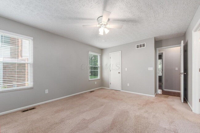 Building Photo - 6611 Fallen Timbers Dr