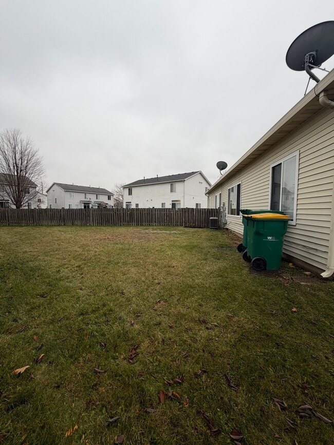 Building Photo - 14121 Faulkner Ct