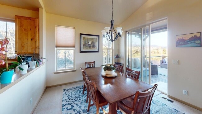 Building Photo - 169 Wildhorse