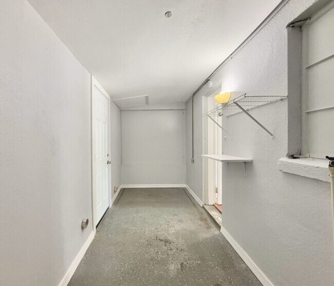 Building Photo - 1438 San Juan Ct