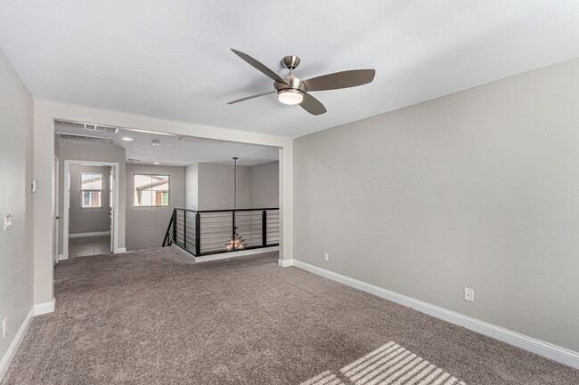 Building Photo - Southern Highlands Home with Loft & Patio!