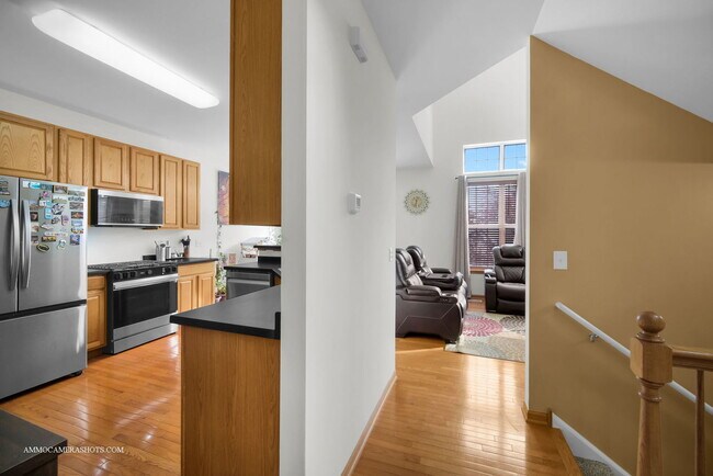 Building Photo - 369 Vaughn Cir