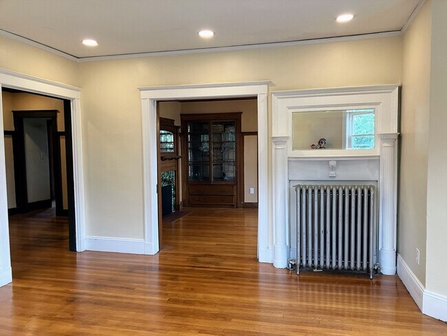 Building Photo - 351 S Huntington Ave