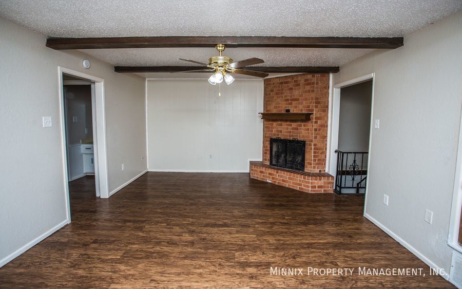 Building Photo - 7807 Ave X Ave