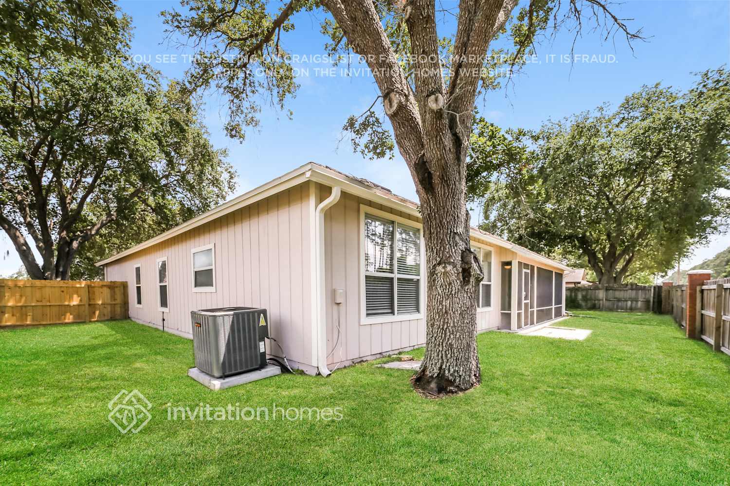 Building Photo - 1588 Winston Ln