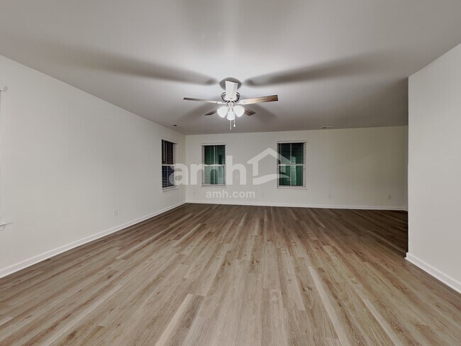 Building Photo - 3972 Harmattan Dr