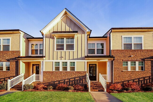 Building Photo - 114 Glencoe Ln