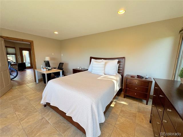 Building Photo - 4760 Lariat Dr