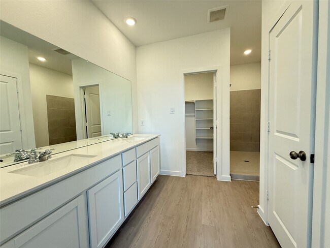Building Photo - 16539 Mesquite Fld Dr