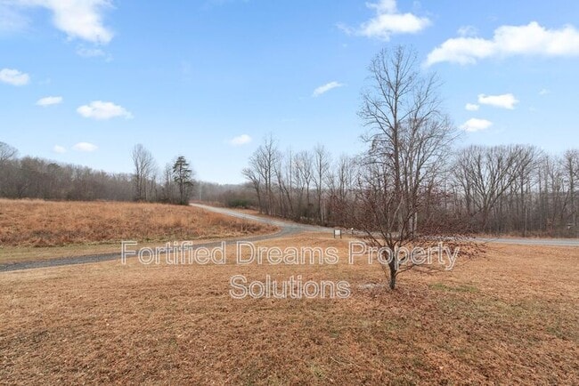 Building Photo - 886 Frye Rd