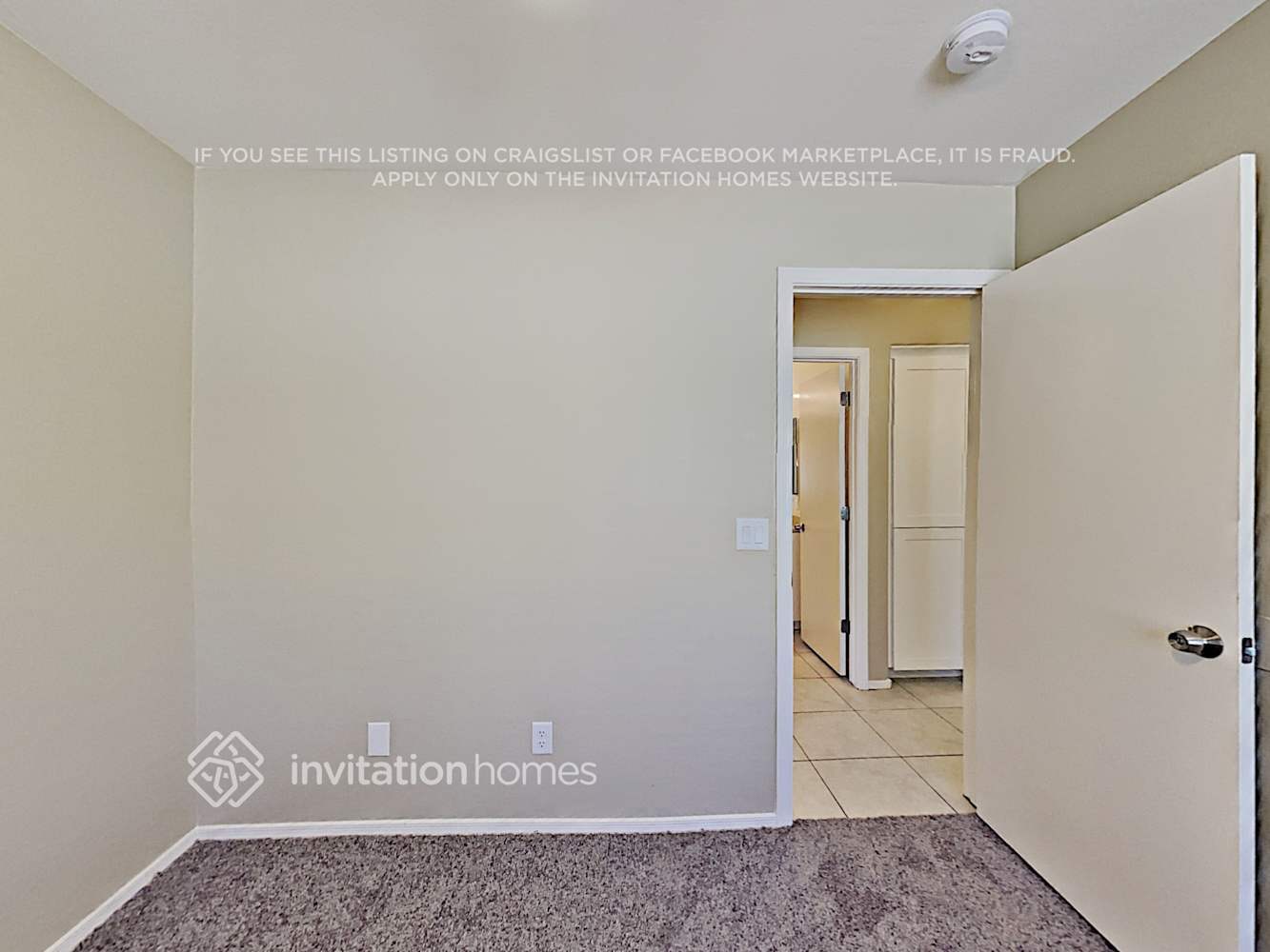 Building Photo - 14632 N 148th Ave