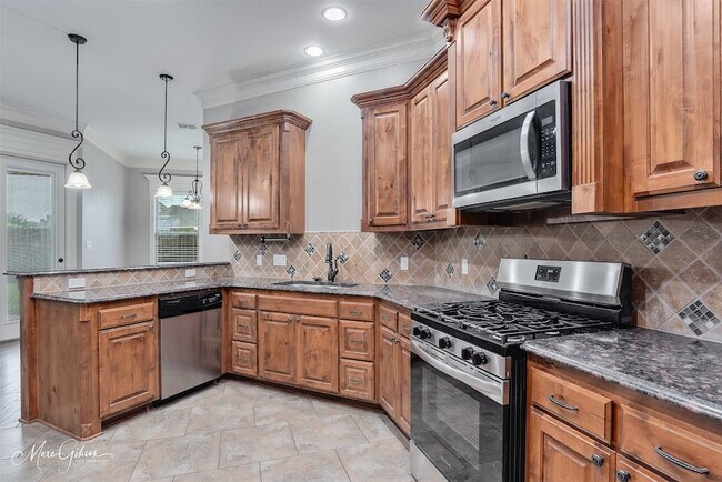 Building Photo - 431 Tupelo Dr