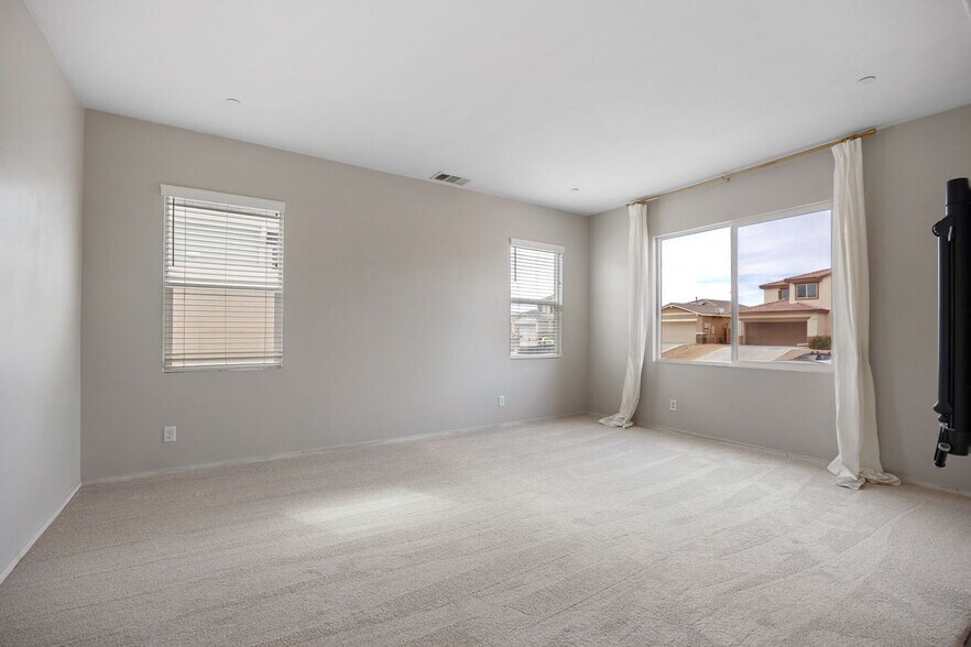 Building Photo - 3702 Mt San Gorgonia Ave