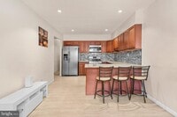 Building Photo - 2531 S 13th St