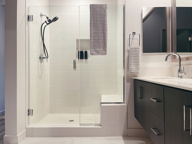 Bedroom 1 - standup shower and two sinks - 1417 Prescott St