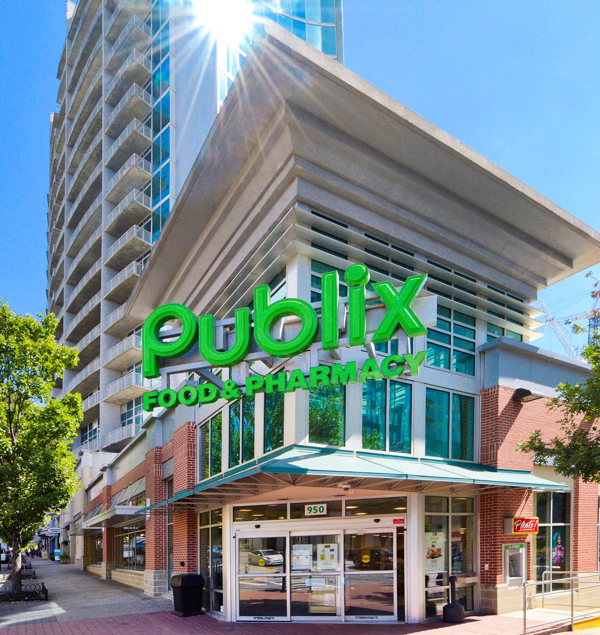 Building Photo - 950 W Peachtree St NW