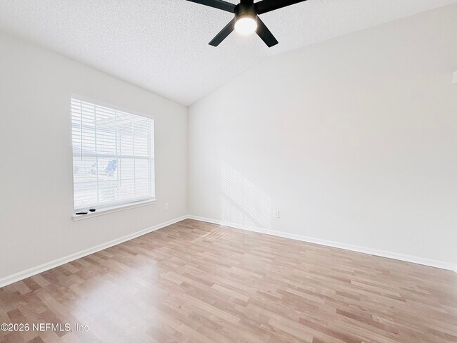 Building Photo - 8713 Star Leaf Rd N