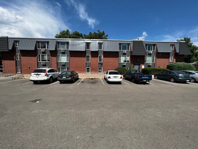 Building Photo - Robertson1001 (KC-DT)