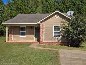 Building Photo - 7 Jaki Ln