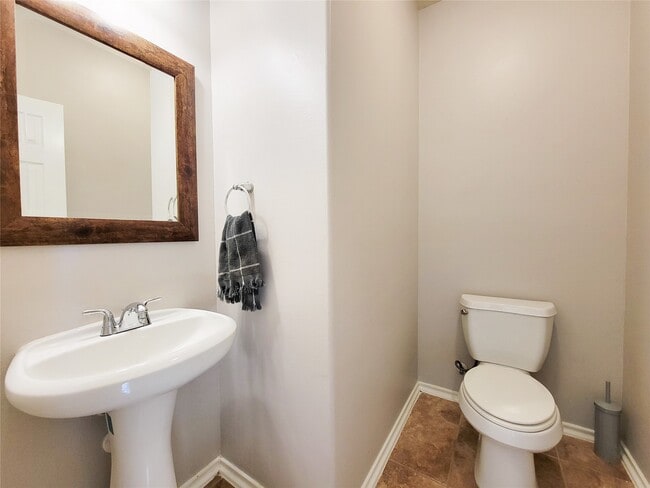 Building Photo - 24502 Evangeline Springs Ln