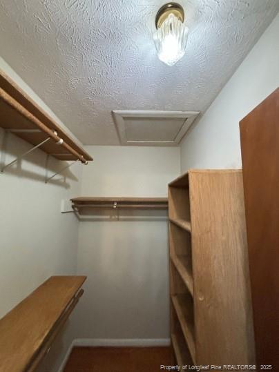 Building Photo - 6792 Willowbrook Dr