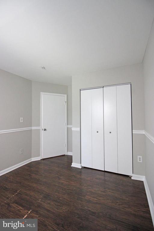 Building Photo - 7939 Otter Cove Ct