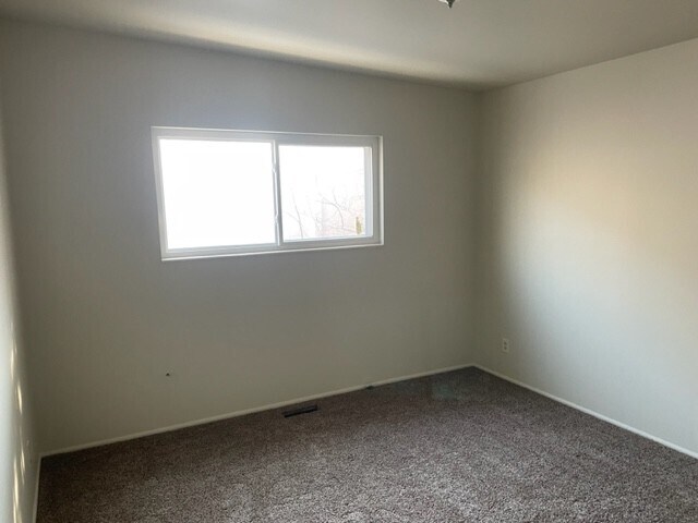 Building Photo - 542 E 200 N