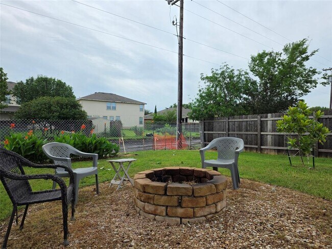 Building Photo - 4017 Kerley Ct