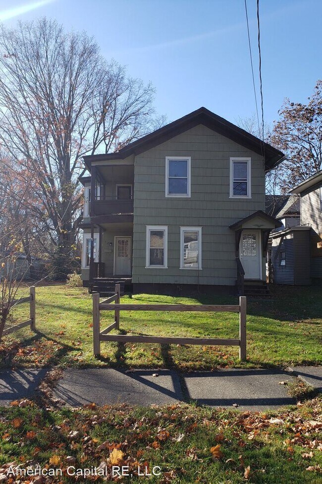 Building Photo - 5 br, 1.5 bath House - 202 Harmon St