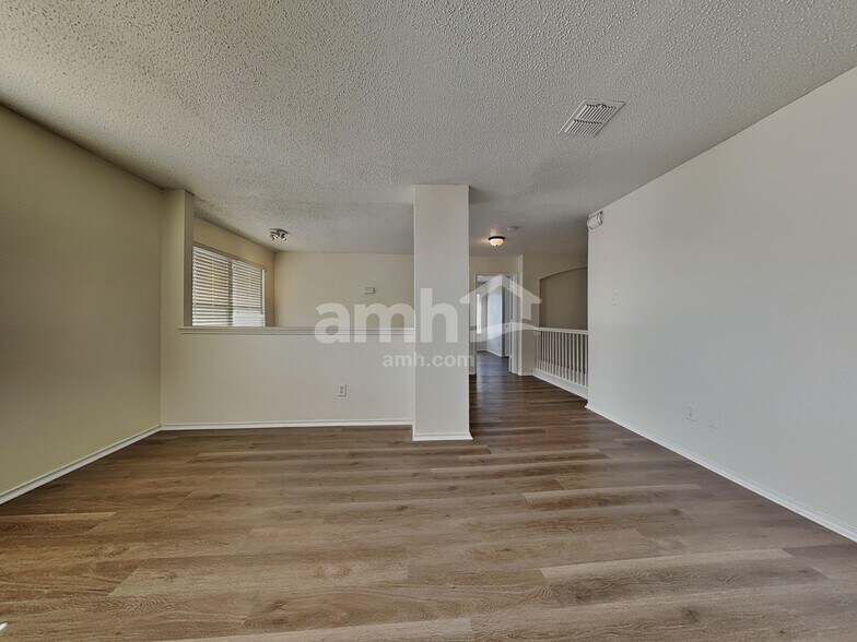 Building Photo - 108 Quail Meadows Ln