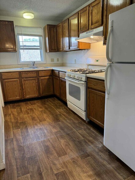 Building Photo - 682 Beecher Ave