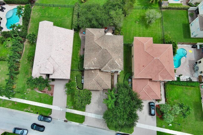 Building Photo - 4166 Wellington Shores Dr