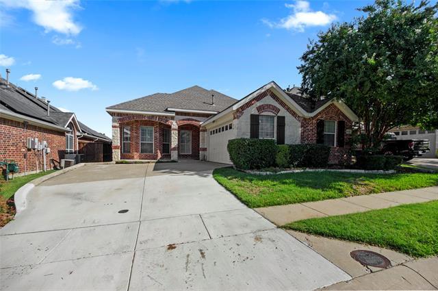 Building Photo - 8108 Twin Oaks Dr