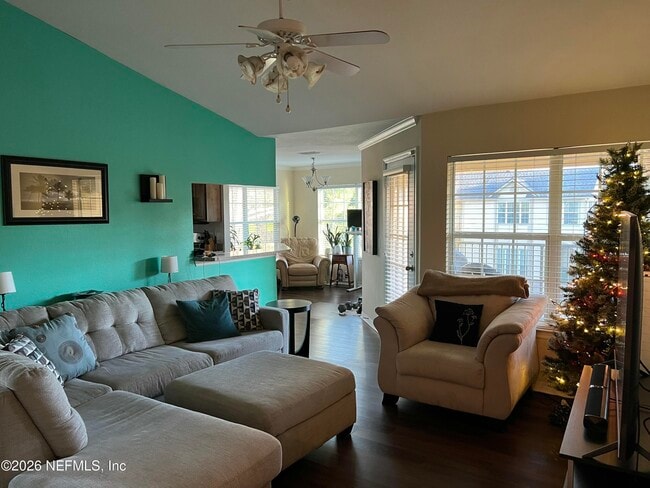 Building Photo - 7800 Point Meadows Dr