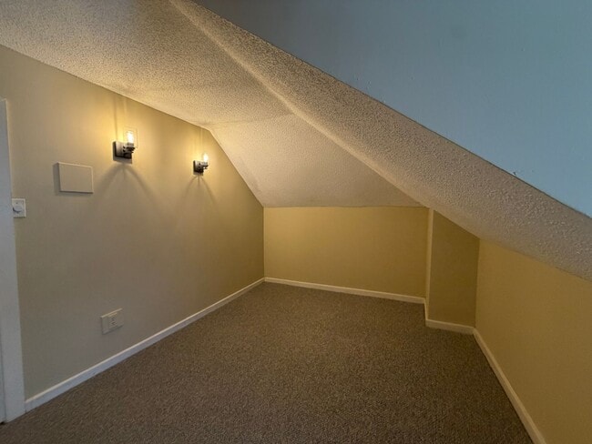 Building Photo - Move-In Ready 3-Bed, 1-Bath Home in Pittsfield