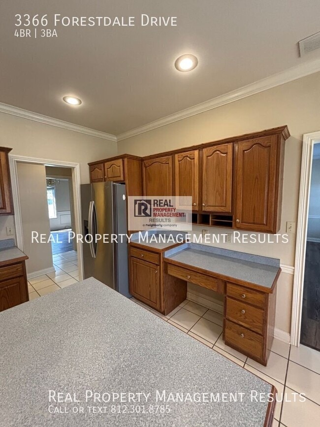Building Photo - 3366 Forestdale Dr