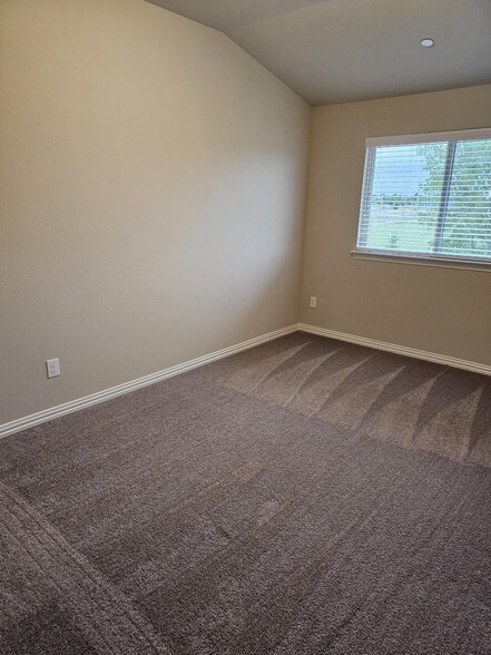 Second Bedroom - 3405 Solana Cir