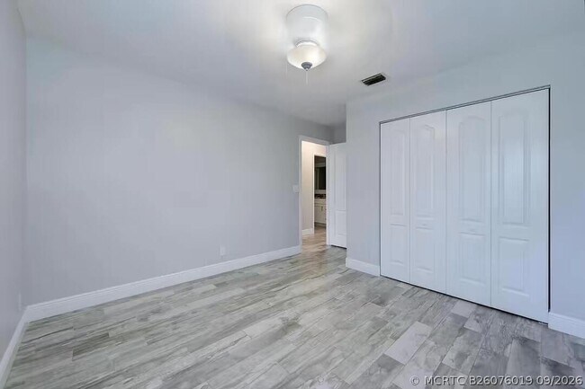 Building Photo - 13383 Temple Blvd