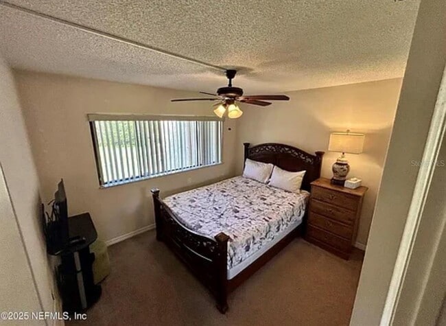 Building Photo - 1162 Carmel Cir