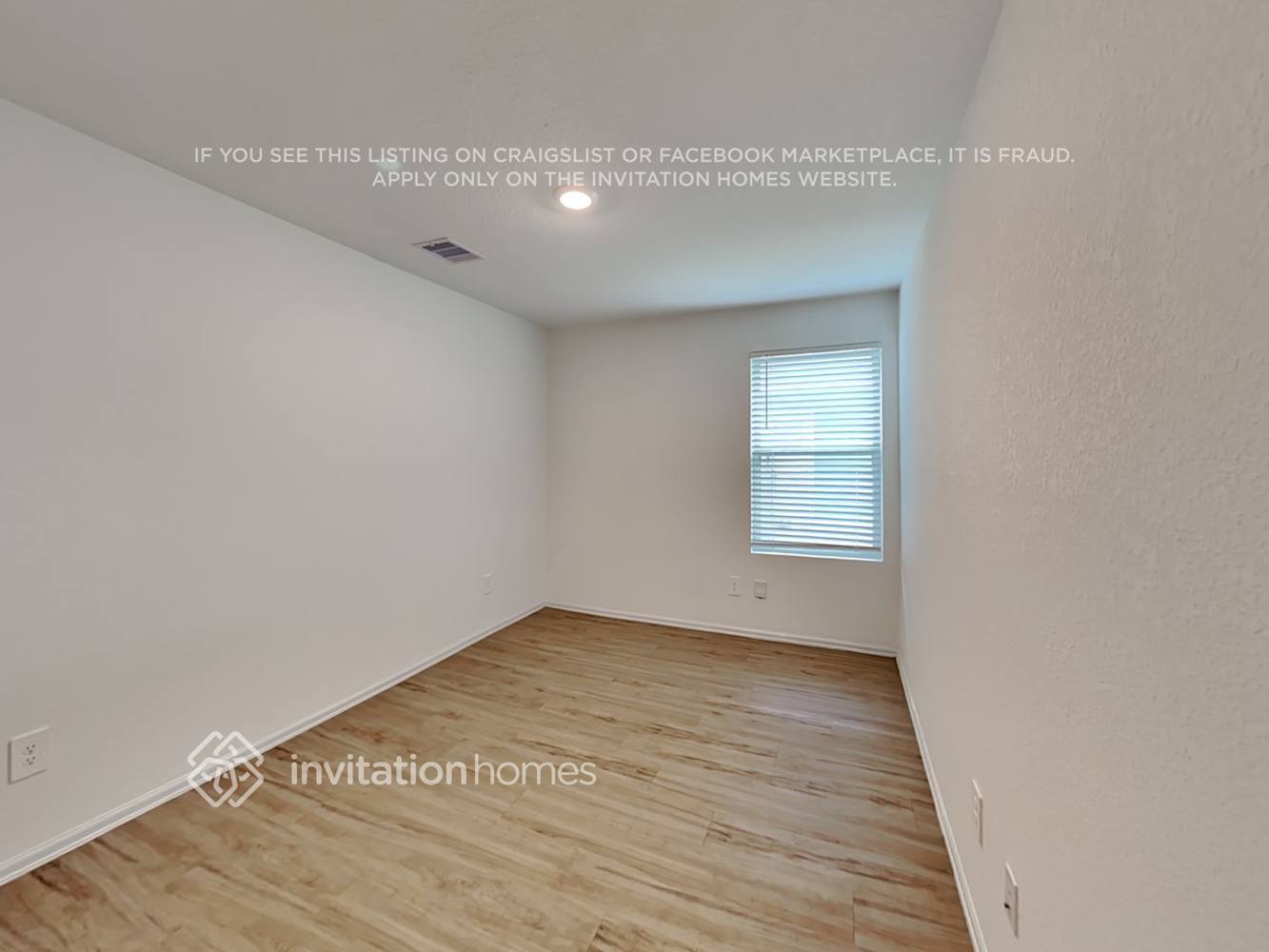 Building Photo - 18823 Charter Elm Dr