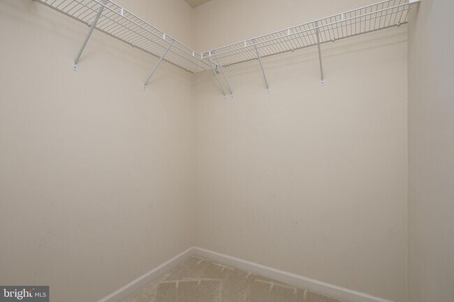 Building Photo - 5634 Annenberg Ct