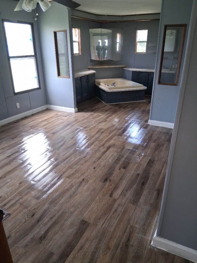 Building Photo - Rent OR Rent-to-Own – 2BR / 2BA Home ??