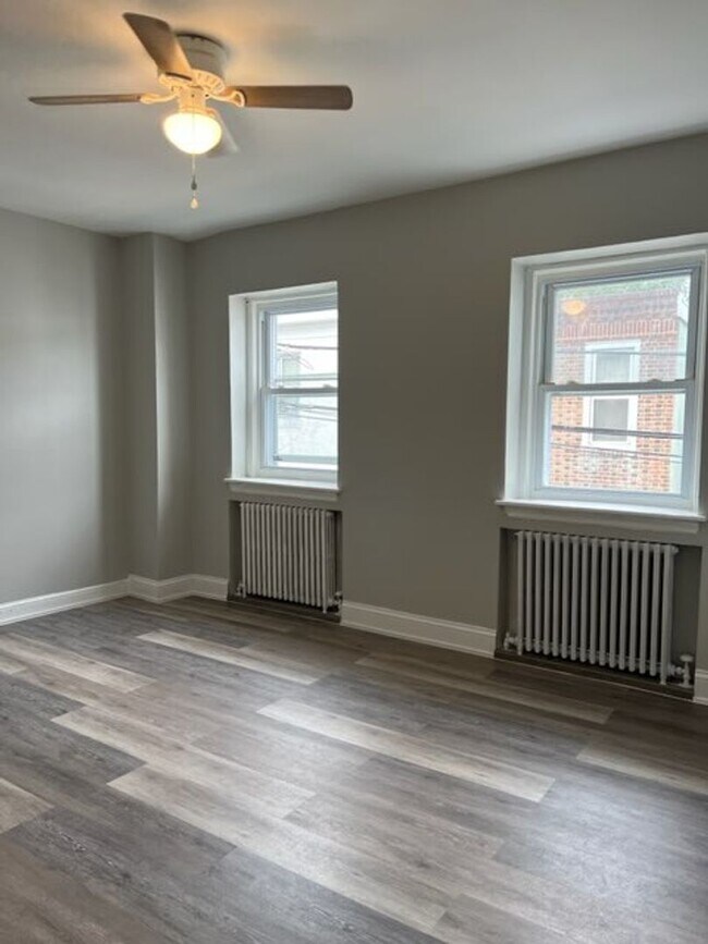 Building Photo - 6406 Pearl St