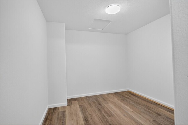 Building Photo - Most Desireable Neighborhood in Temecula  Eastridge by Redhawk