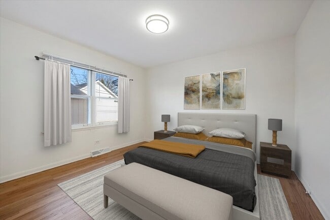 Building Photo - 580 Ivy Ct