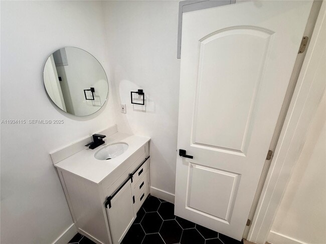 Building Photo - 1029 NW 28th St