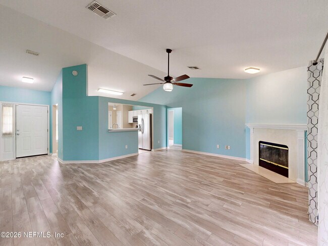 Building Photo - 2084 Frogmore Dr