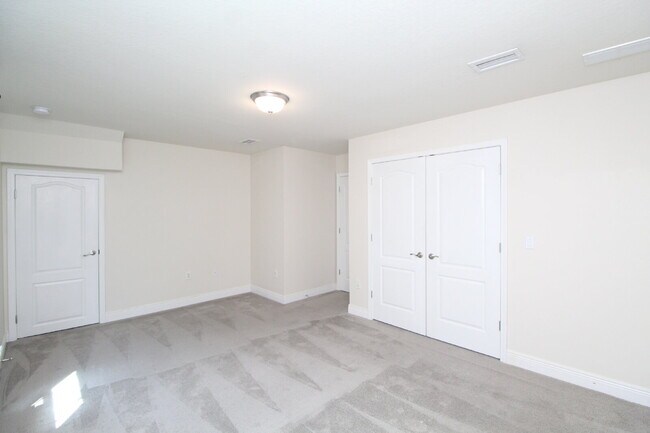 Building Photo - Spacious Cottage-Style Home Near UWF, Navy Federal & West Florida Hospital with Private HUGE Upst...