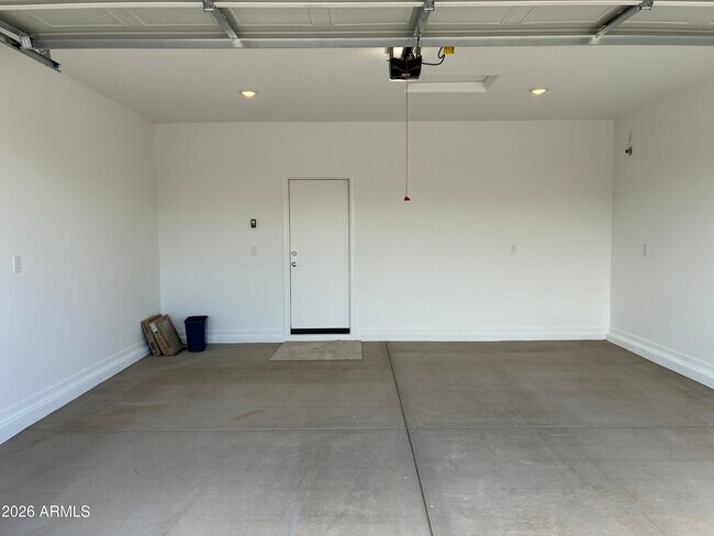 Building Photo - 17321 W Gray Fox Trl