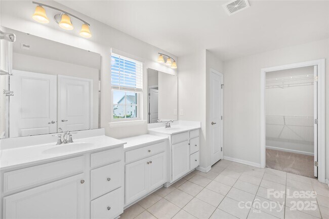 Building Photo - 7011 Waterwheel St SW